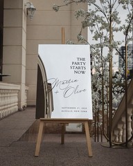 Silver Mirror Wedding Sign – Acrylic Welcome Sign for Wedding Entrance – Decor