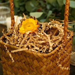 Natural 8 oz Crinkle Cut Kraft Paper Shreds BASKET Gift Box Filler Party Events