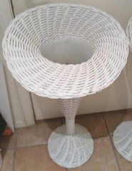PR. (2) VINTAGE 34″ TALL WHITE WICKER TRUMPET WEDDING ALTER FLOOR FLOWER VASES
