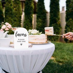Versatile 5×7 Acrylic Wedding Sign – Ideal for Bridal Showers and Celebrations