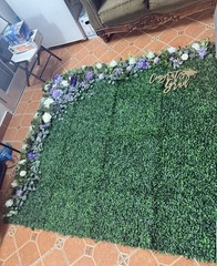 🌿 6×6 Boxwood Greenery Wall Backdrop w/ Floral Garland & Extra Panels