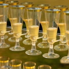 GOLD 5 ft Foam 5-Tier Wine Glass Rack Champagne Flute HOLDER STAND Party