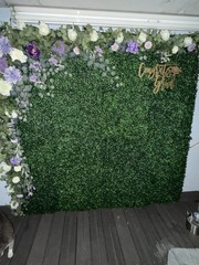 🌿 6×6 Boxwood Greenery Wall Backdrop w/ Floral Garland & Extra Panels
