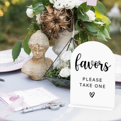 Versatile 5×7 Acrylic Wedding Sign – Ideal for Bridal Showers and Celebrations