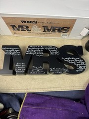 Mr and Mrs Signs – MDF Table Decorations Freestanding Letters – Wall Hangers