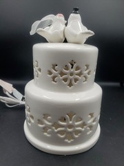 Cracker Barrel Layered Cake Accent Light Wedding Decor With Love Birds Open Box