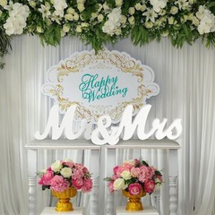 Large Mr & Mrs Sign for Wedding Table, White Mr and Mrs Sign Wedding Letter f…