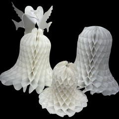 Vintage Lot Of 23 White Honey Comb Tissue Paper Bells Doves Wedding Decoration
