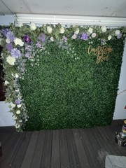 🌿 6×6 Boxwood Greenery Wall Backdrop w/ Floral Garland & Extra Panels