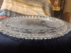 Vintage Studio Nova Winter Rose Crystal Cake Plate Featuring A Frosted Rose