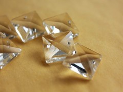 100Pcs Clear 18mm Glass Square Bead Crystal Prism Chandelier Chain Lamp Part