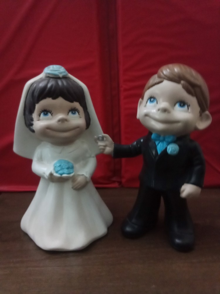 Vtg Atlantic Mold 9” Wedding Bride and Groom Ceramic Pair Lot (2) Holy Matrimony