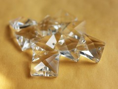 100Pcs Clear 18mm Glass Square Bead Crystal Prism Chandelier Chain Lamp Part