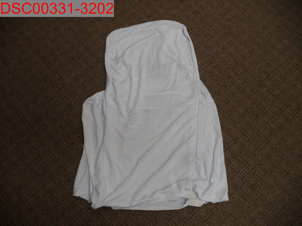 NWOT – 1 Piece White Chair Cover, One Size