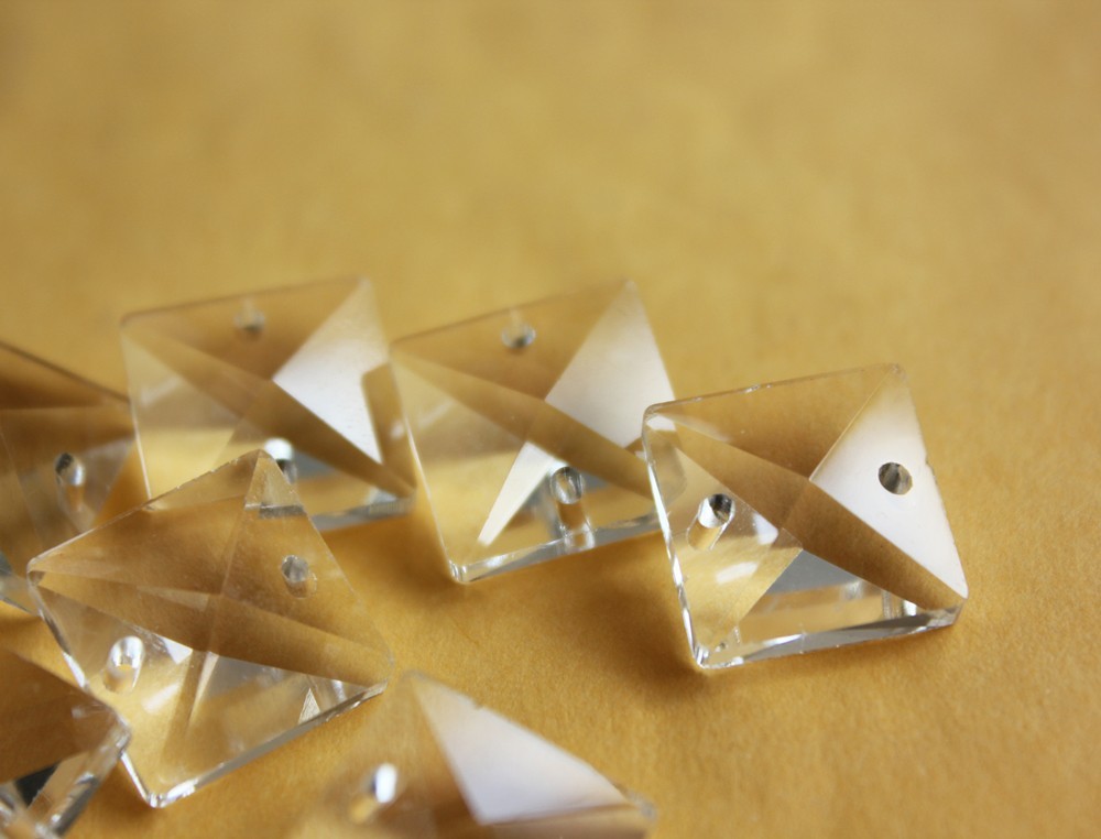 100Pcs Clear 18mm Glass Square Bead Crystal Prism Chandelier Chain Lamp Part
