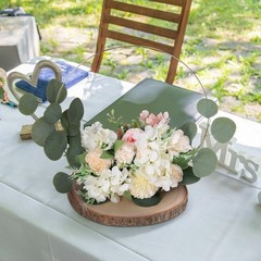 Rustic Wedding Centerpiece Set – 12″ Metal Floral Hoop & Unfinished Wood Slices