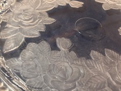 Vintage Studio Nova Winter Rose Crystal Cake Plate Featuring A Frosted Rose
