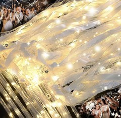 HONLYNE 100PC Light Up Wedding Wands Warm White LED Streamers Bells