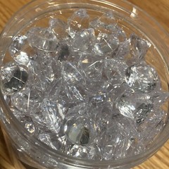 Studio Crystals Diamond By The Dozen Acrylic￼ Diamonds For Decoration, White