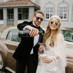 Elegant Just Married Decorations – UV Protected Sunglasses for Weddings, 2 Pair