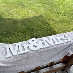 Wooden Mr & Mrs Hanging Wedding Sign White Rustic Twine Bridal Shower Decor