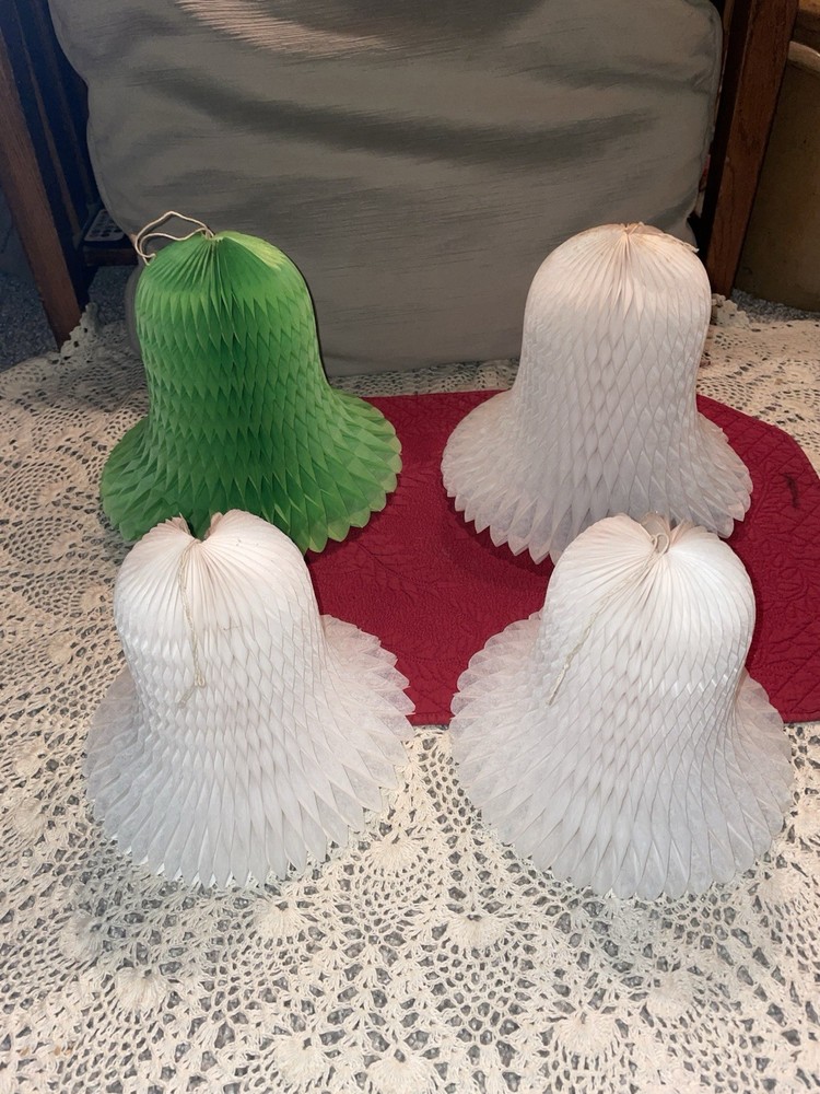 Vintage Lot of 4 Honeycomb Bells Tissue Paper Wedding Shower 12” & 7” 1980s
