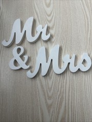 Mr. And Mrs. Sign – Table Top Wood Decor For Wedding Or Celebration