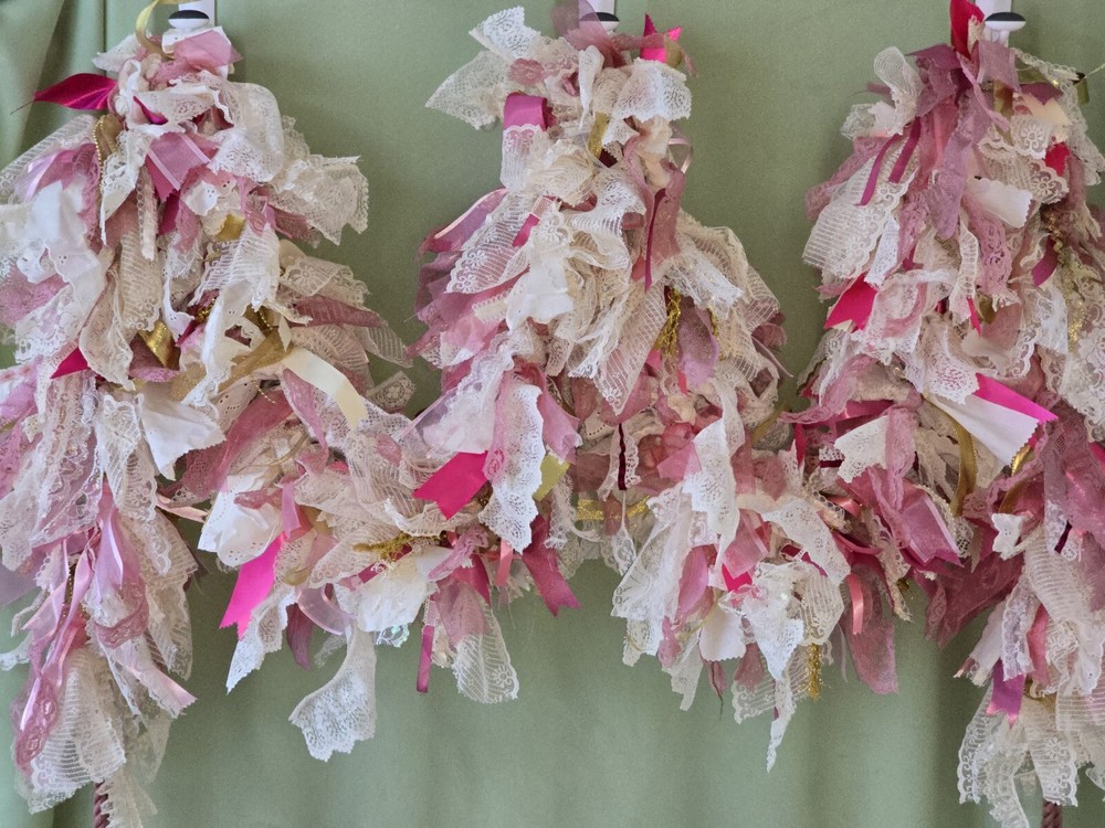 Victorian Romance 12′ Vintage Lace And Ribbon Garland Ivory, Rose And Gold