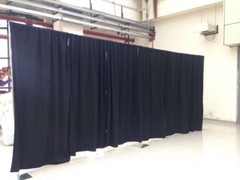 QUICK BACKDROP KIT 8 FT HIGH x 10 FT – 50 FT WIDE PIPE WITH DRAPE(BLACK DRAPES)