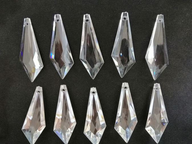 100Pcs Sword Shape Acrylic Crystal Bead Pendant Wedding Chandelier Decor 20*50mm