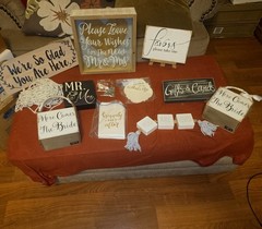 ASSORTED WEDDING DECORATIONS