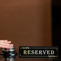 2 Pcs Reserved Signs for Tables Inverted Triangle Card Set up Hotel Dining Room