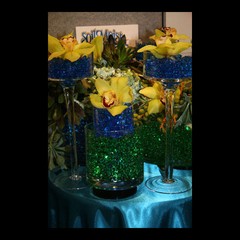 Blue Vase Filler Beads 4oz Bag Makes 3 Gallons – Water Storing Gel