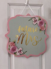 “Future Mrs” Wooden Hanging Sign & “Bride To Be” Pink Glitter Sash Bachelorette
