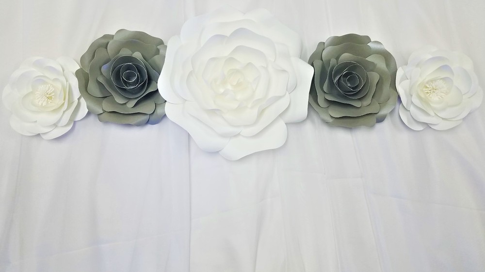 Decor In The Box 5 piece Handmade Paper Flower Set, Fully Assembled-Silver/White