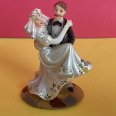 Holiday Time 2005 Victorian Collection Just Married Bride and Groom