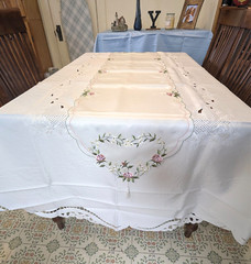 Heart of Roses Table Runner on Ivory, 16″x72″, Embroidered with End Tassels