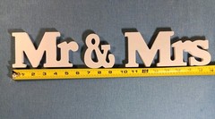 Mr & Mrs Wedding Sign Wooden Decor Rustic Style White Free Standing Light Weight